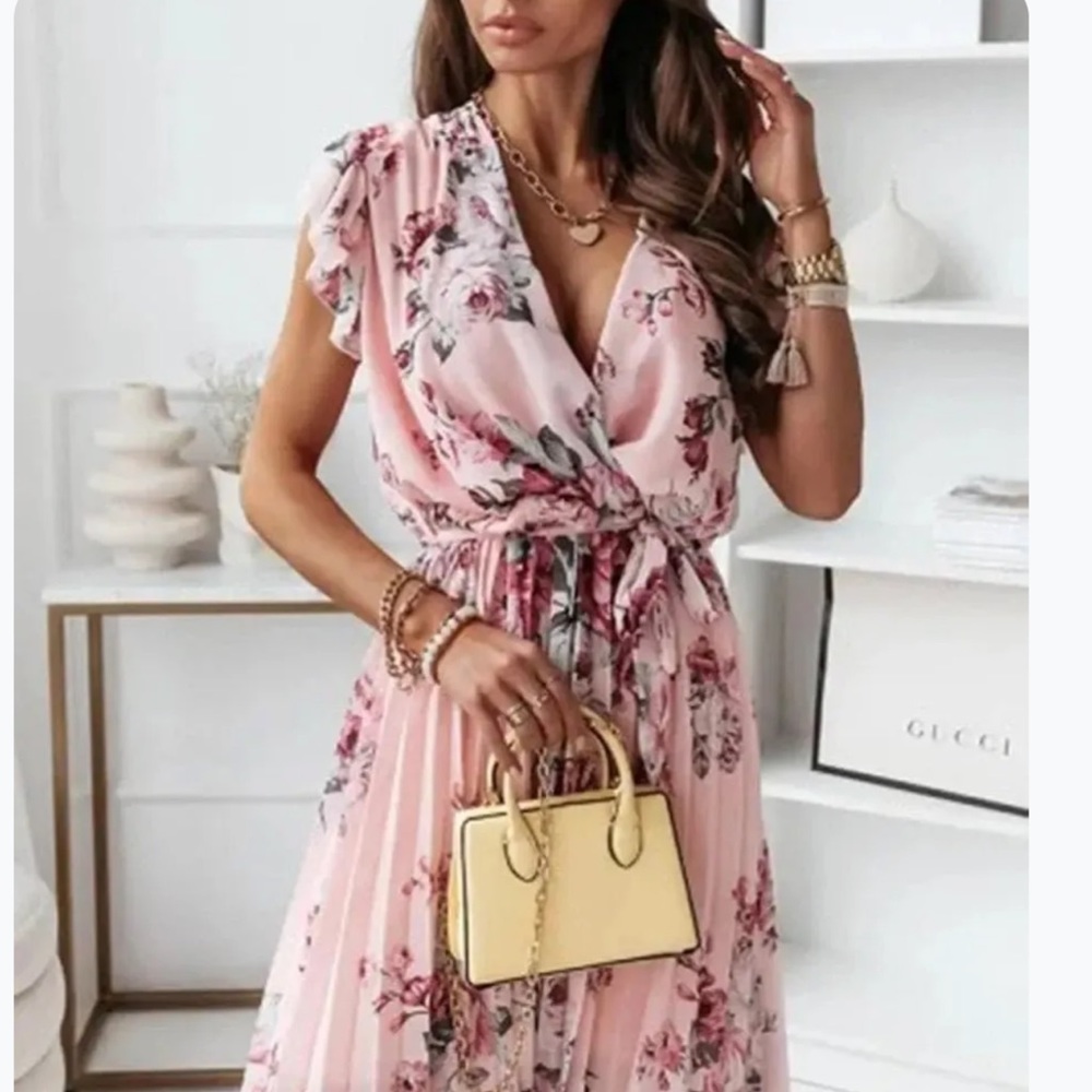Frill sleeve belted pleated summer party floral short dress. New without tags.